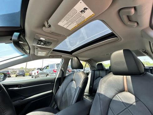 Used 2018 Toyota Camry XLE w/ Audio Package FWD image 33