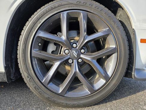 Certified 2023 Dodge Challenger GT w/ Plus Package image 3