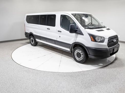 Used 2019 Ford Transit 350 XL image 23