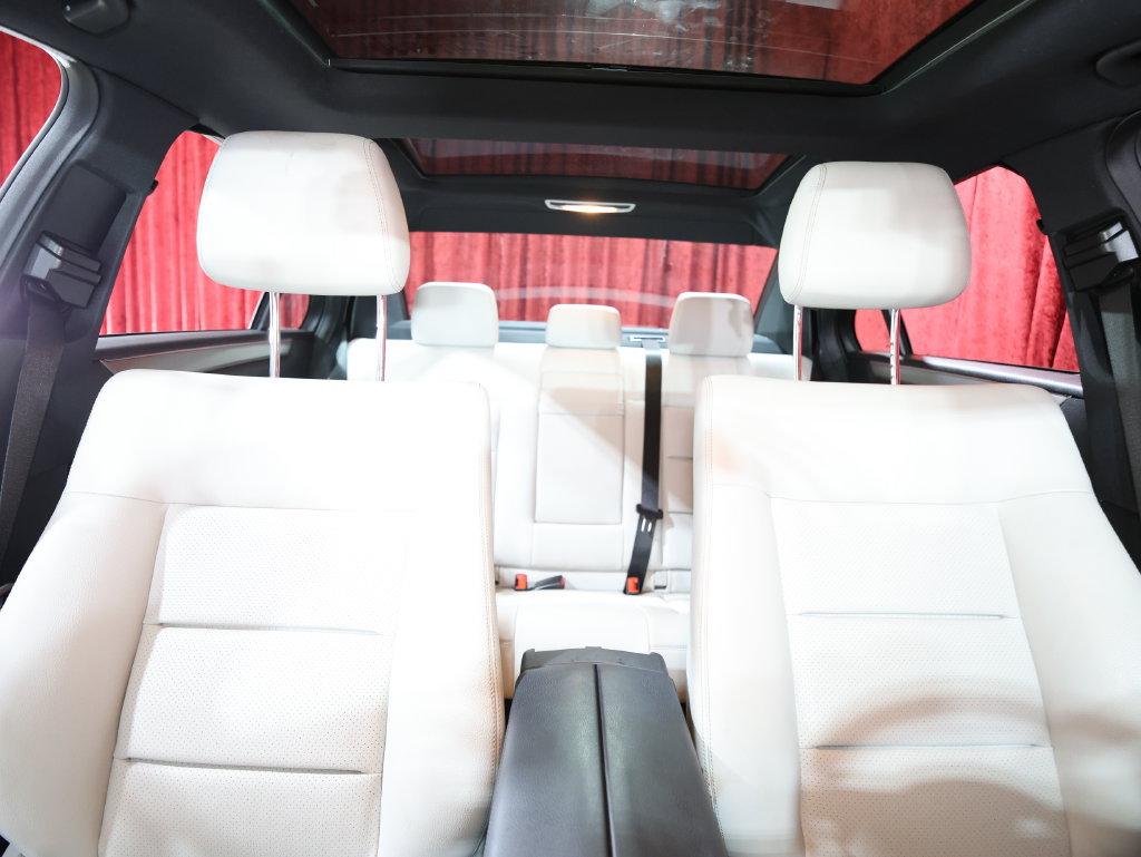 Used 2014 Mercedes-Benz E 350 Sedan w/ Premium 1 Package image 24
