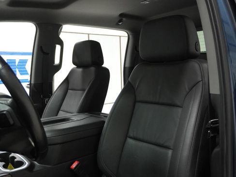 Used 2022 Chevrolet Silverado 1500 LT Trail Boss w/ Convenience Package II image 15