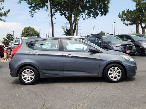 Used 2012 Hyundai Accent GS FWD image 2