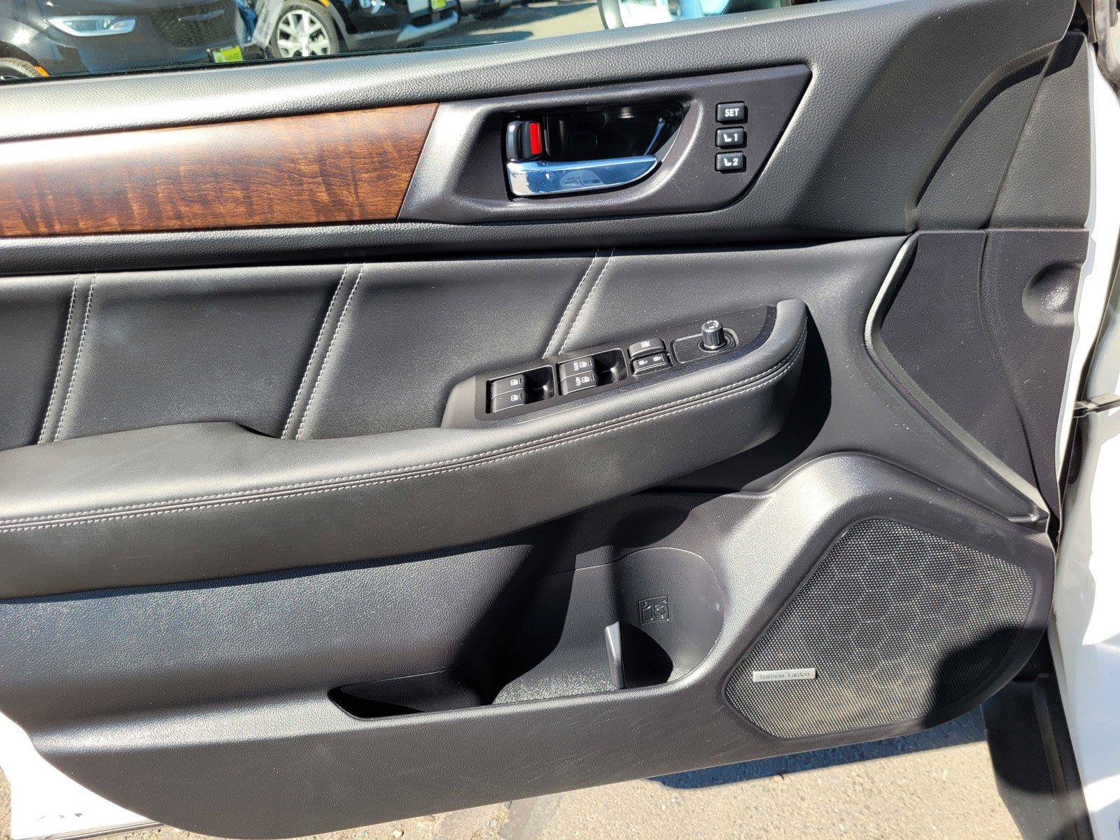 Used 2019 Subaru Outback 2.5i Limited AWD/4WD image 22
