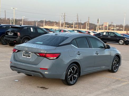 Certified 2024 Nissan Sentra SV image 8