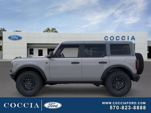 New 2026 Ford Bronco Badlands AWD/4WD image 3