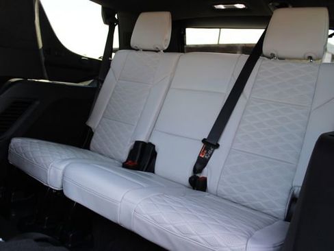 Used 2025 Cadillac Escalade Sport Platinum AWD/4WD image 50