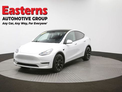 Used 2022 Tesla Model Y Long Range image 50