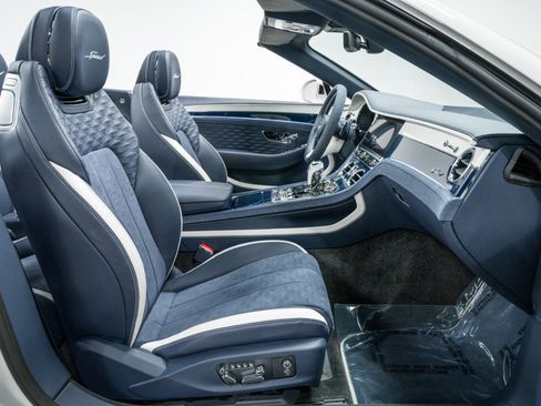 Used 2025 Bentley Continental GT Speed image 34