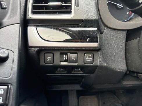 Used 2018 Subaru Forester 2.5i Touring image 14