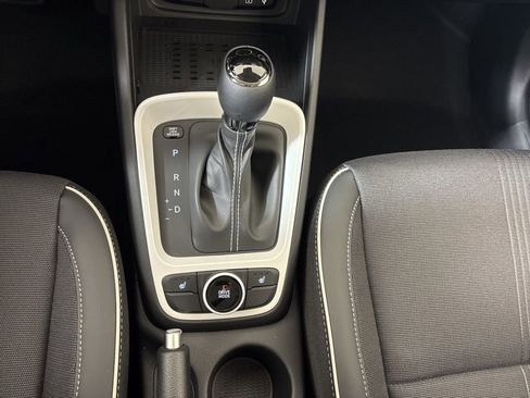 New 2026 Hyundai Venue SEL image 27