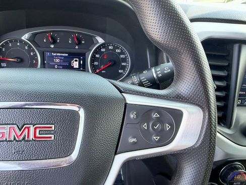 Used 2021 GMC Acadia SLE FWD image 14