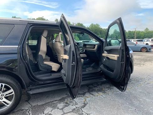 Used 2024 Ford Expedition Max Limited AWD/4WD image 11