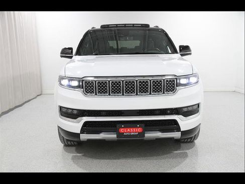 Used 2024 Jeep Grand Wagoneer L Series III AWD/4WD image 2