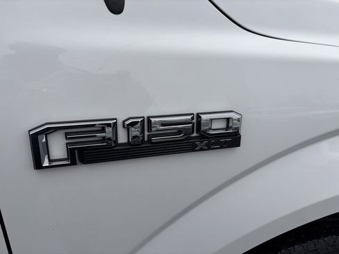 Used 2015 Ford F150 XLT w/ Equipment Group 301A Mid image 5