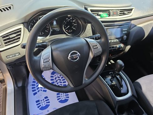 Used 2016 Nissan Rogue S AWD/4WD image 13