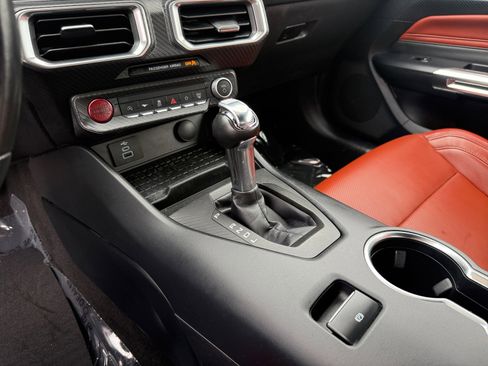 Used 2024 Ford Mustang Premium image 13