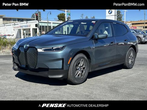 Used 2023 BMW iX xDrive50 AWD/4WD image 1