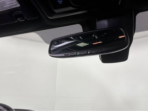 Used 2020 Toyota Tacoma TRD Off-Road image 38