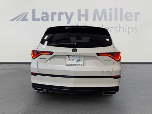 Used 2025 Acura MDX A-Spec image 4