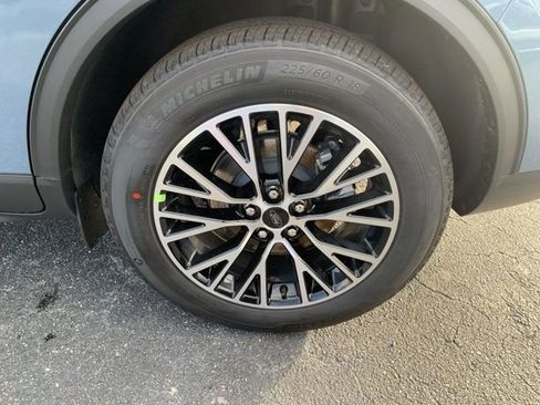 New 2026 Ford Escape SE w/ PHEV Premium Package FWD image 30