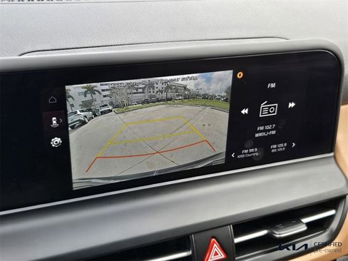 Certified 2024 Kia Seltos EX image 21