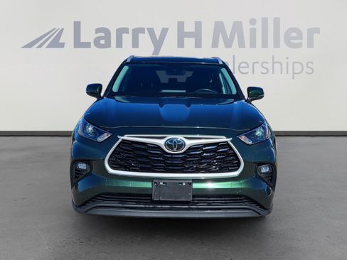 Used 2024 Toyota Highlander XLE image 8