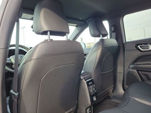 New 2026 Jeep Compass Limited image 14