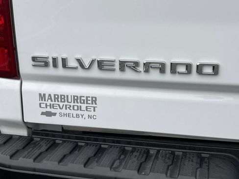 Used 2023 Chevrolet Silverado 2500 Custom w/ Custom Convenience Package image 27