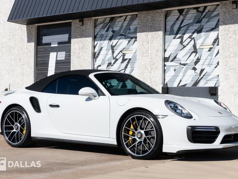 Used 2017 Porsche 911 Turbo S image 21