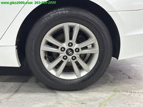 Used 2017 Hyundai Sonata SE FWD image 17