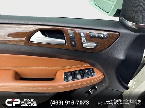 Used 2019 Mercedes-Benz GLS 450 4MATIC w/ Premium 1 Package image 11