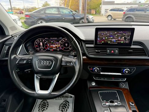 Used 2018 Audi Q5 2.0T Premium Plus AWD/4WD image 24