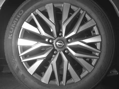 Used 2025 Nissan Altima 2.5 SV image 15