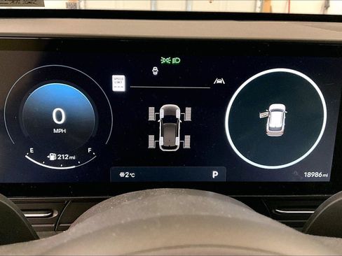 Used 2025 Hyundai Kona SEL image 19