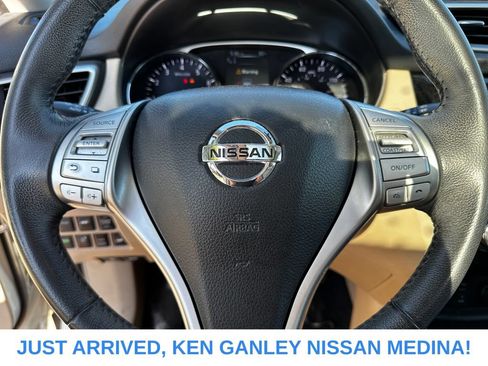 Used 2016 Nissan Rogue SL w/ SL Premium Package AWD/4WD image 12