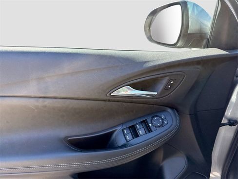 Used 2023 Buick Encore GX Select image 9