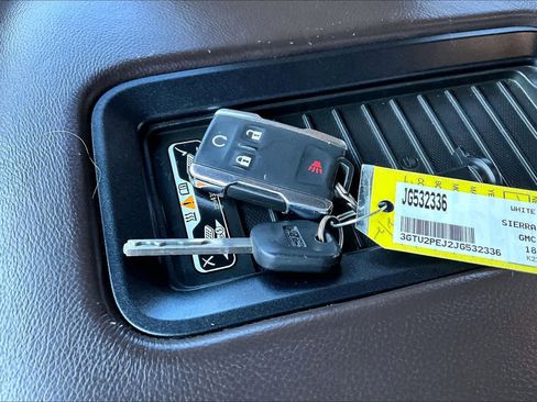 Used 2018 GMC Sierra 1500 Denali w/ Denali Ultimate Package image 15