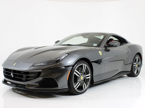 Certified 2022 Ferrari Portofino M RWD image 4