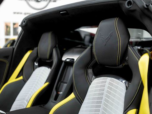 Used 2022 Chevrolet Corvette Stingray Premium Cpe RWD image 43