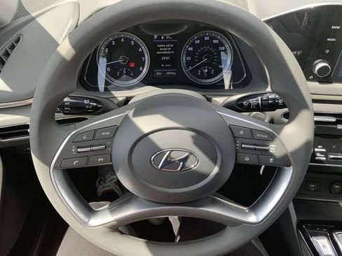 Used 2022 Hyundai Sonata SEL FWD image 19