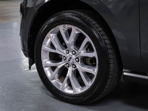 Used 2018 Ford Expedition Max Platinum image 56