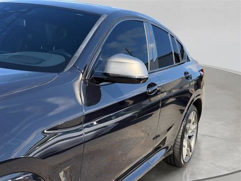 Used 2019 BMW X4 M40i w/ Executive Package image 10