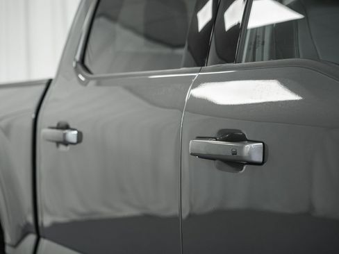 Certified 2025 Ford F150 Lariat image 13