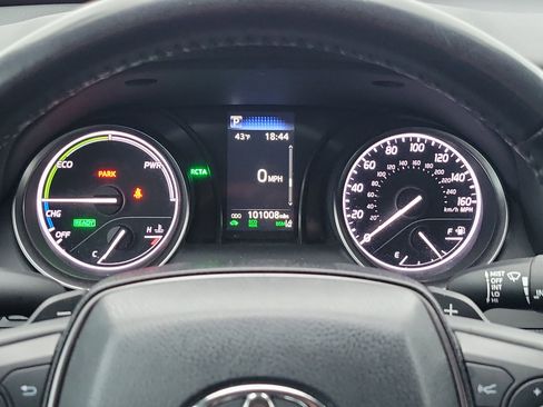 Certified 2022 Toyota Camry SE w/ Convenience Package image 22