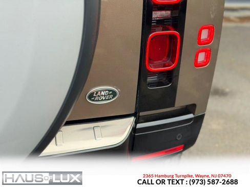 Used 2022 Land Rover Defender 110 X-Dynamic SE image 35