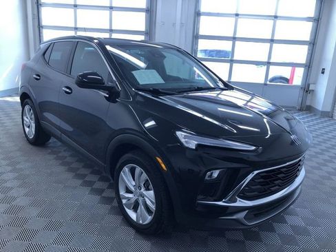 Used 2025 Buick Encore GX Preferred image 37