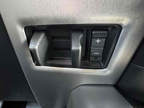 Used 2019 Ford F150 Platinum image 31