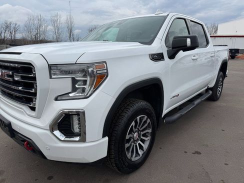Used 2020 GMC Sierra 1500 AT4 w/ AT4 Premium Package image 9