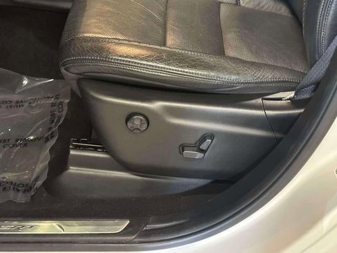 Used 2020 Jeep Grand Cherokee SRT image 20