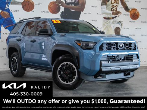 Used 2025 Toyota 4Runner TRD Off-Road Premium image 1